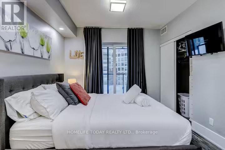 704 - 300 Front Street W, Toronto, Ontario  M5V 0E9 - Photo 8 - C12230626