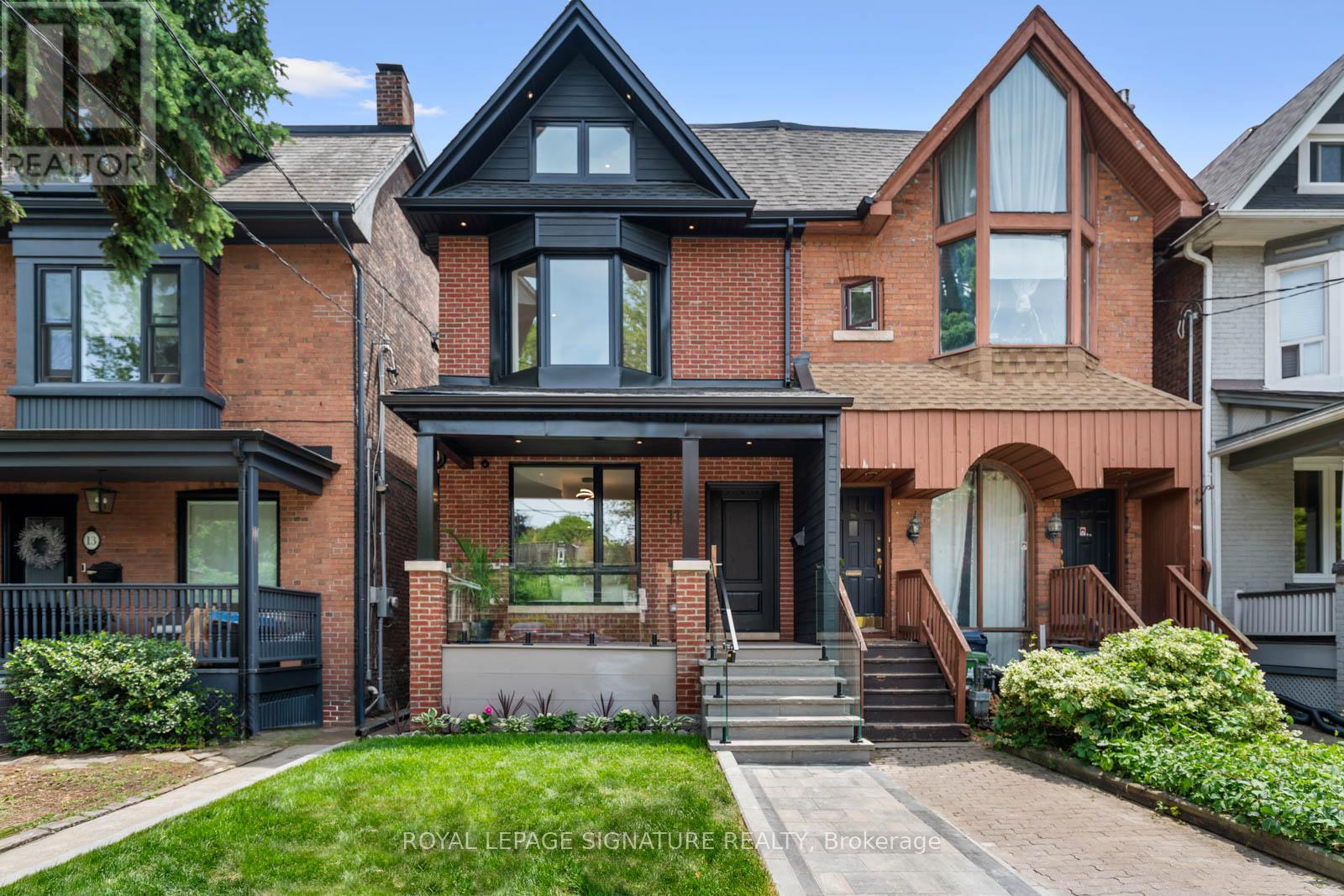 Property at 11 VICTOR AVENUE image 1