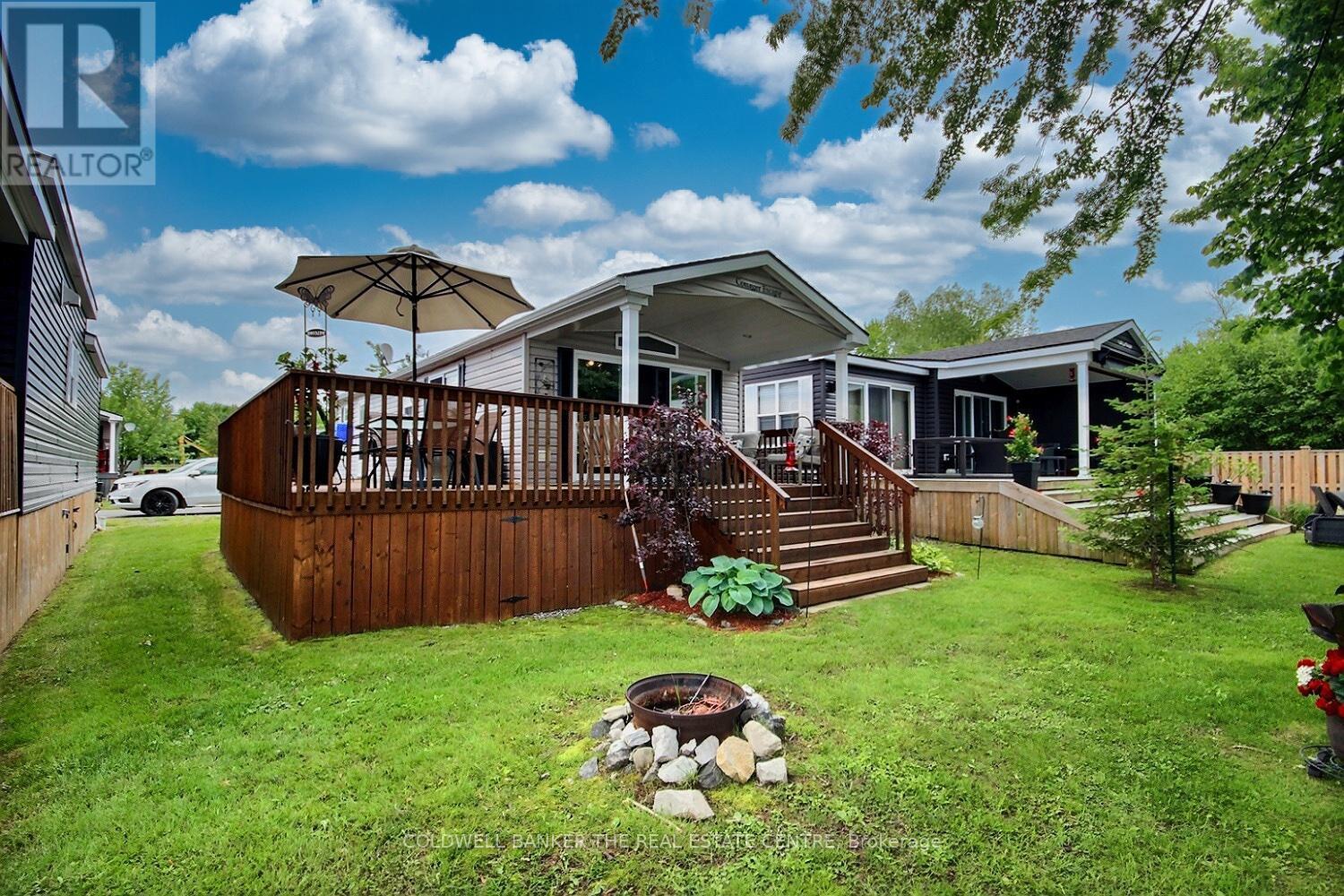 17 - 3500 LAUDERDALE PT CRESCENT, Severn, Ontario