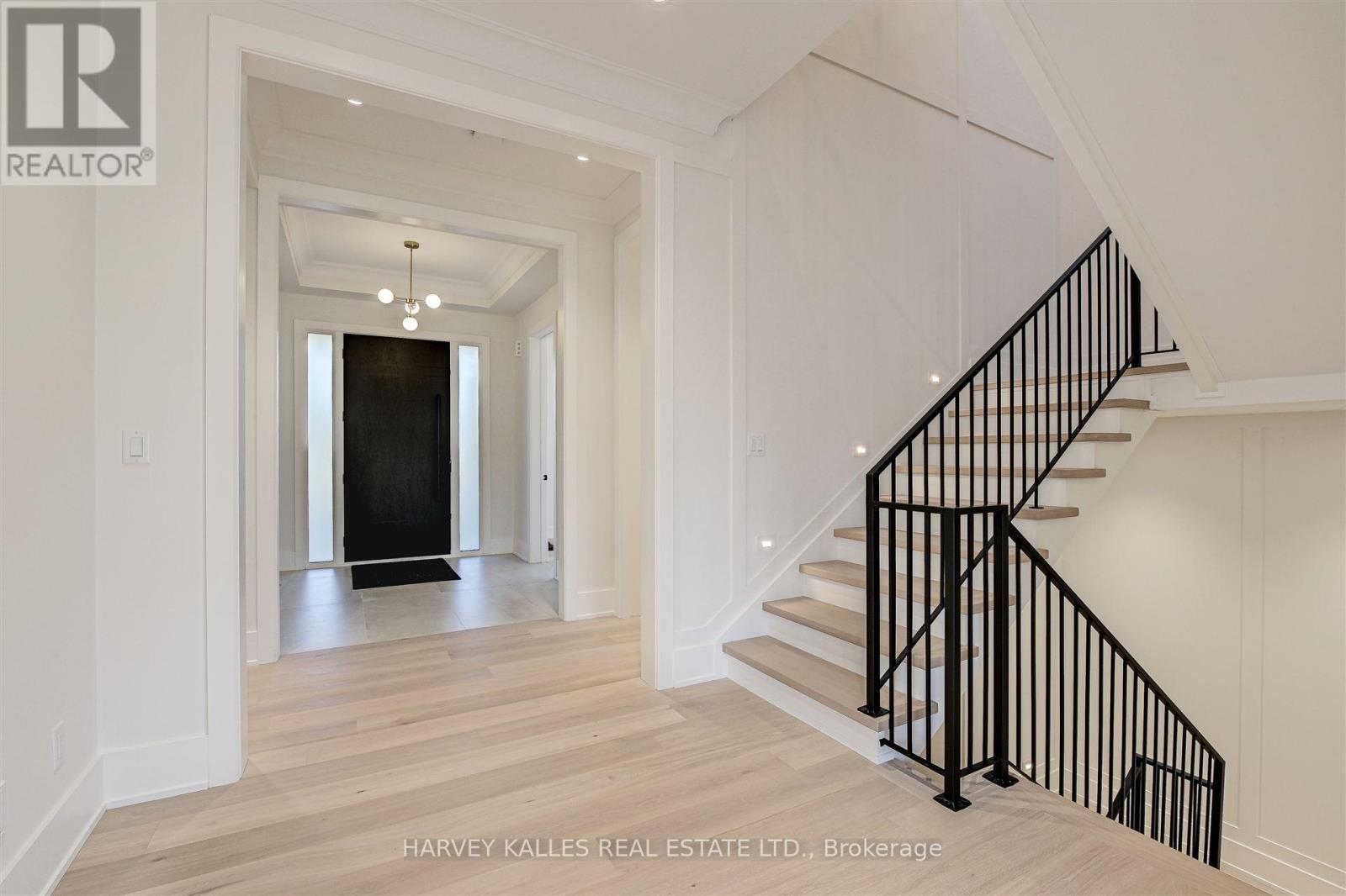 Property at 15 DRURY LANE image 2