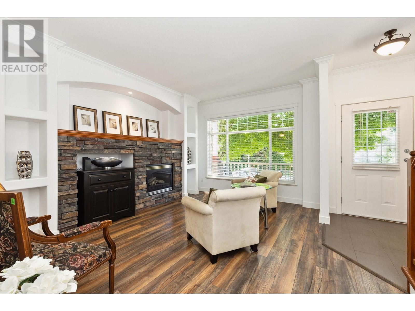 Property at 23537 KANAKA WAY image 3