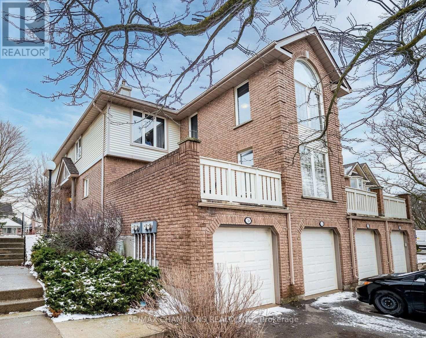 Property at 59 - 941 GORDON STREET image 1