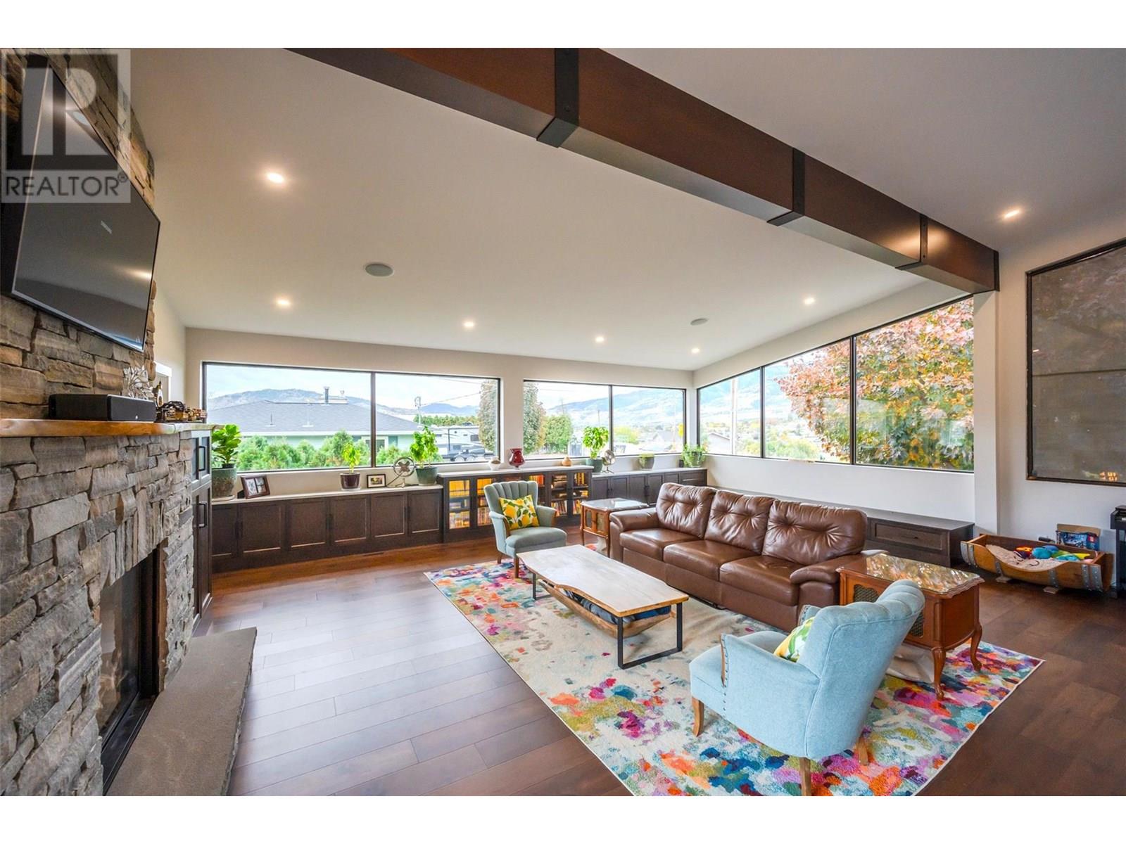 Property at 6521 BELLEVUE Drive image 3