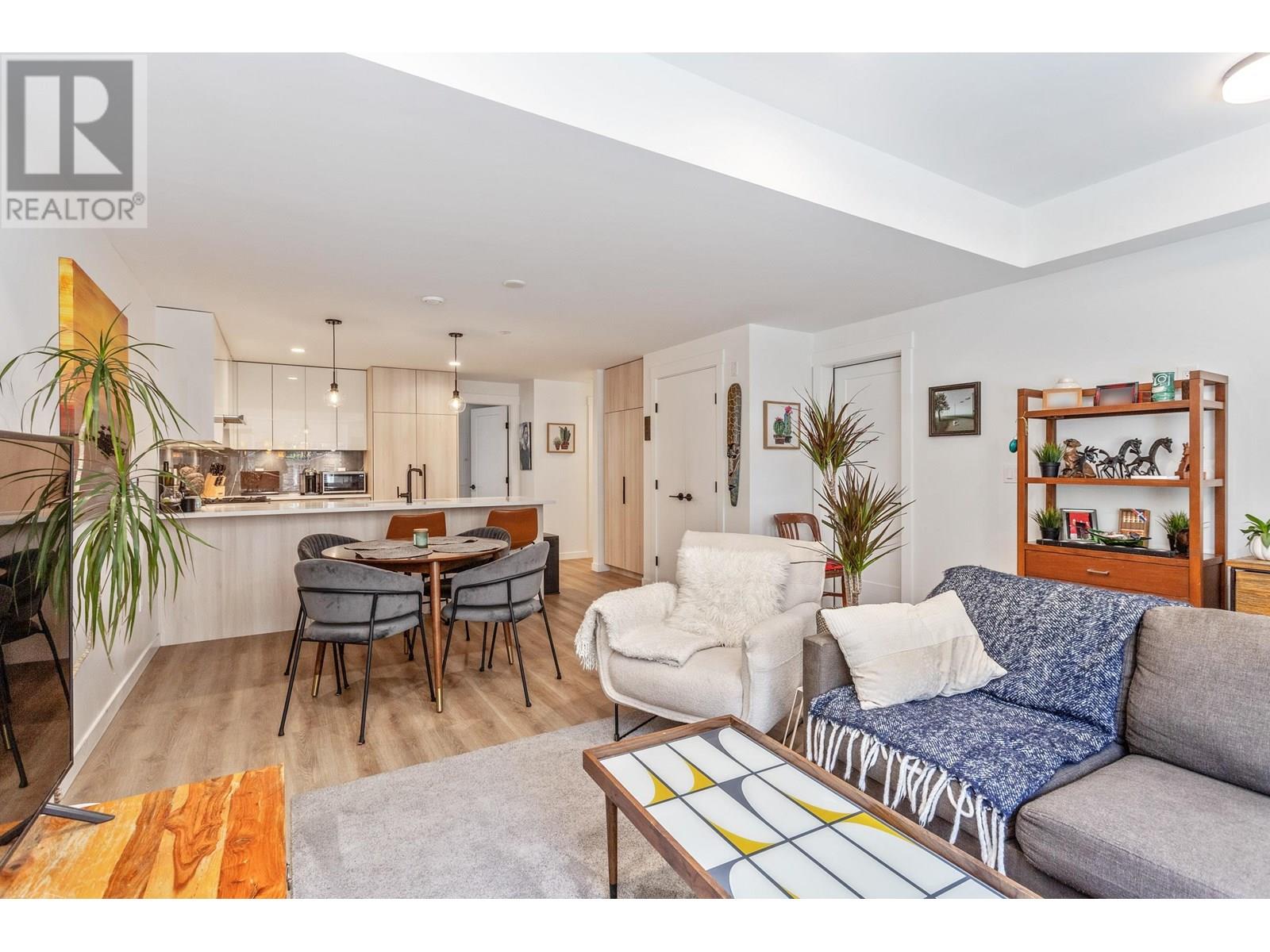 6 237 Ridgeway Avenue, North Vancouver, British Columbia V7L 0H6 - Photo 9 - R3017400