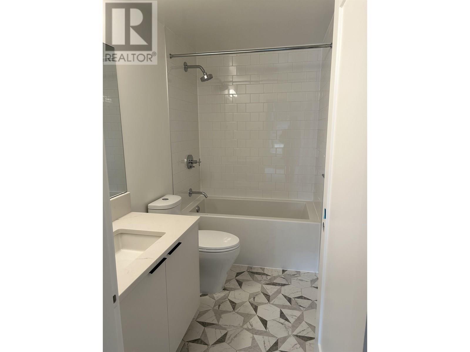 6 237 Ridgeway Avenue, North Vancouver, British Columbia V7L 0H6 - Photo 26 - R3017400