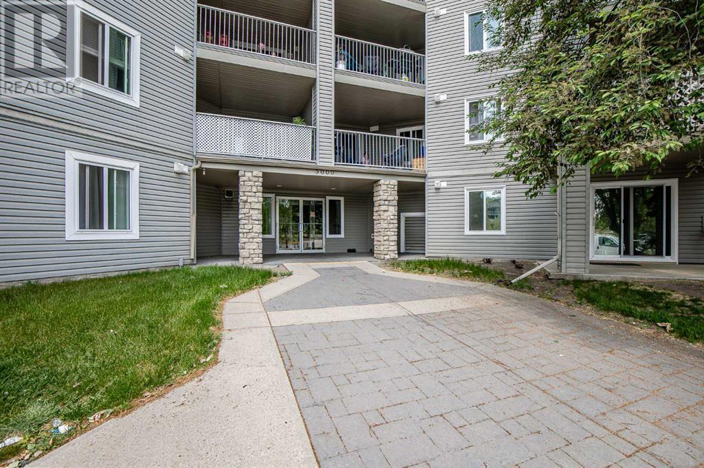 Property at 5313, 604 8 Street SW image 1
