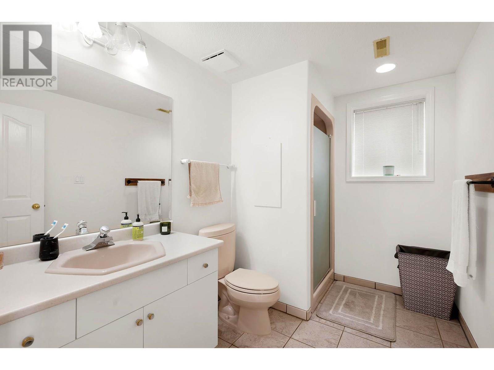 Property at 1727 Bearcroft Court image 4