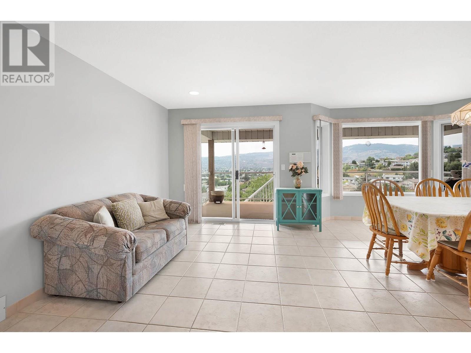 Property at 1727 Bearcroft Court image 2