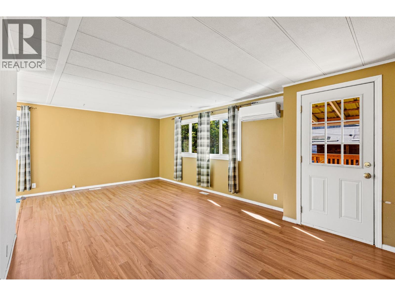 1416 Alder Street, Creston, British Columbia  V0B 1G4 - Photo 13 - 10352241