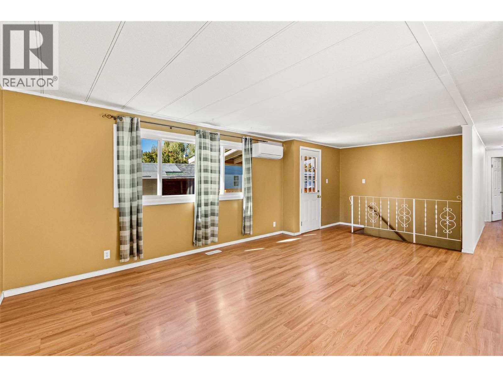 1416 Alder Street, Creston, British Columbia  V0B 1G4 - Photo 11 - 10352241