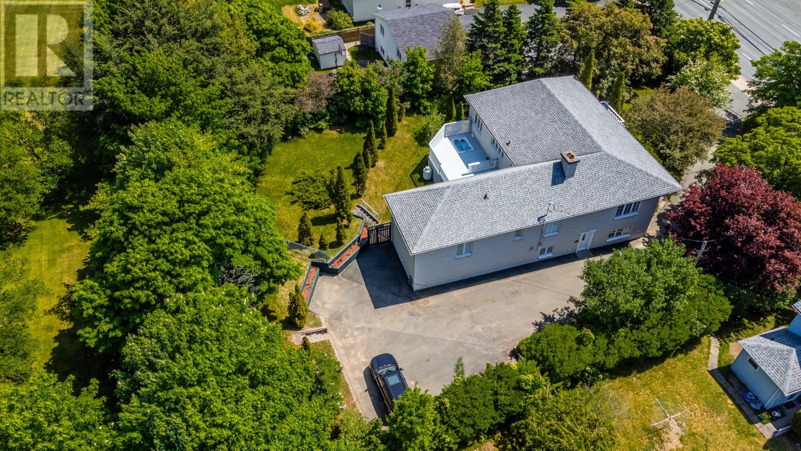 Property at 552 Topsail Road image 5