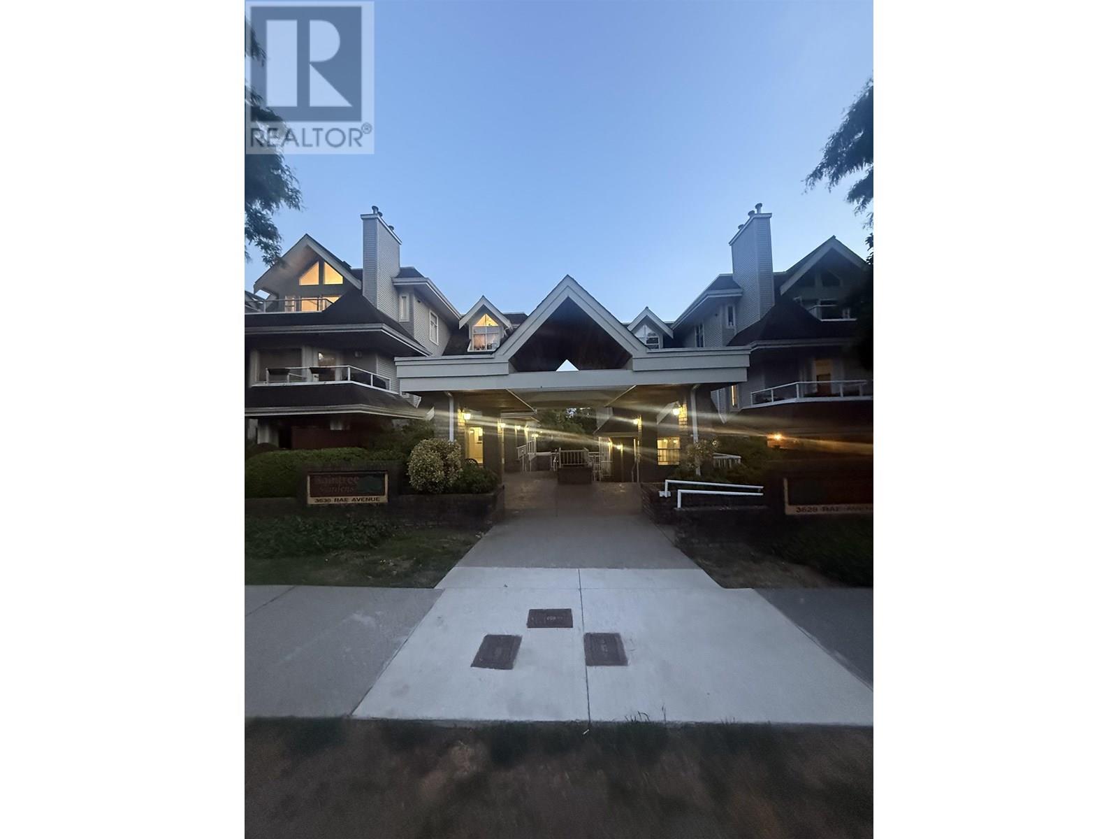 302 3638 RAE AVENUE, vancouver, British Columbia V5R2P5