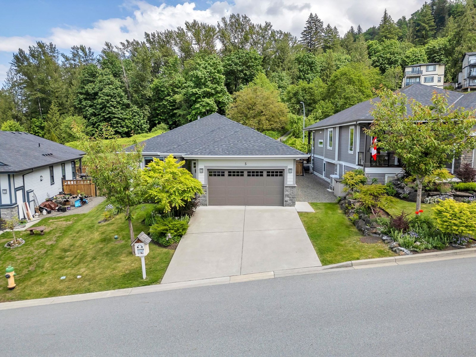 Property at 5 8295 NIXON ROAD image 1