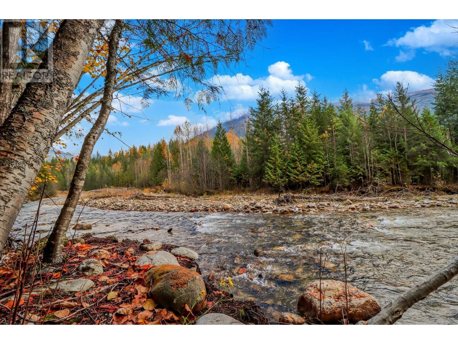 16102 3a Highway, Crawford Bay, British Columbia  V0B 1E0 - Photo 35 - 10352799
