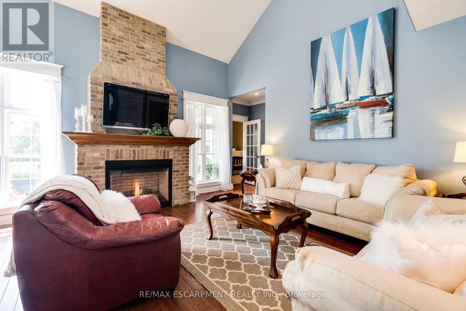 1026 Beach Boulevard, Hamilton, Ontario  L8H 6Z4 - Photo 9 - X12226896
