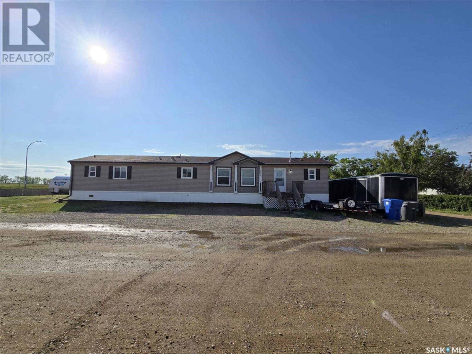 219 11 Highway, Chamberlain, Saskatchewan  S0G 0R0 - Photo 2 - SK996160