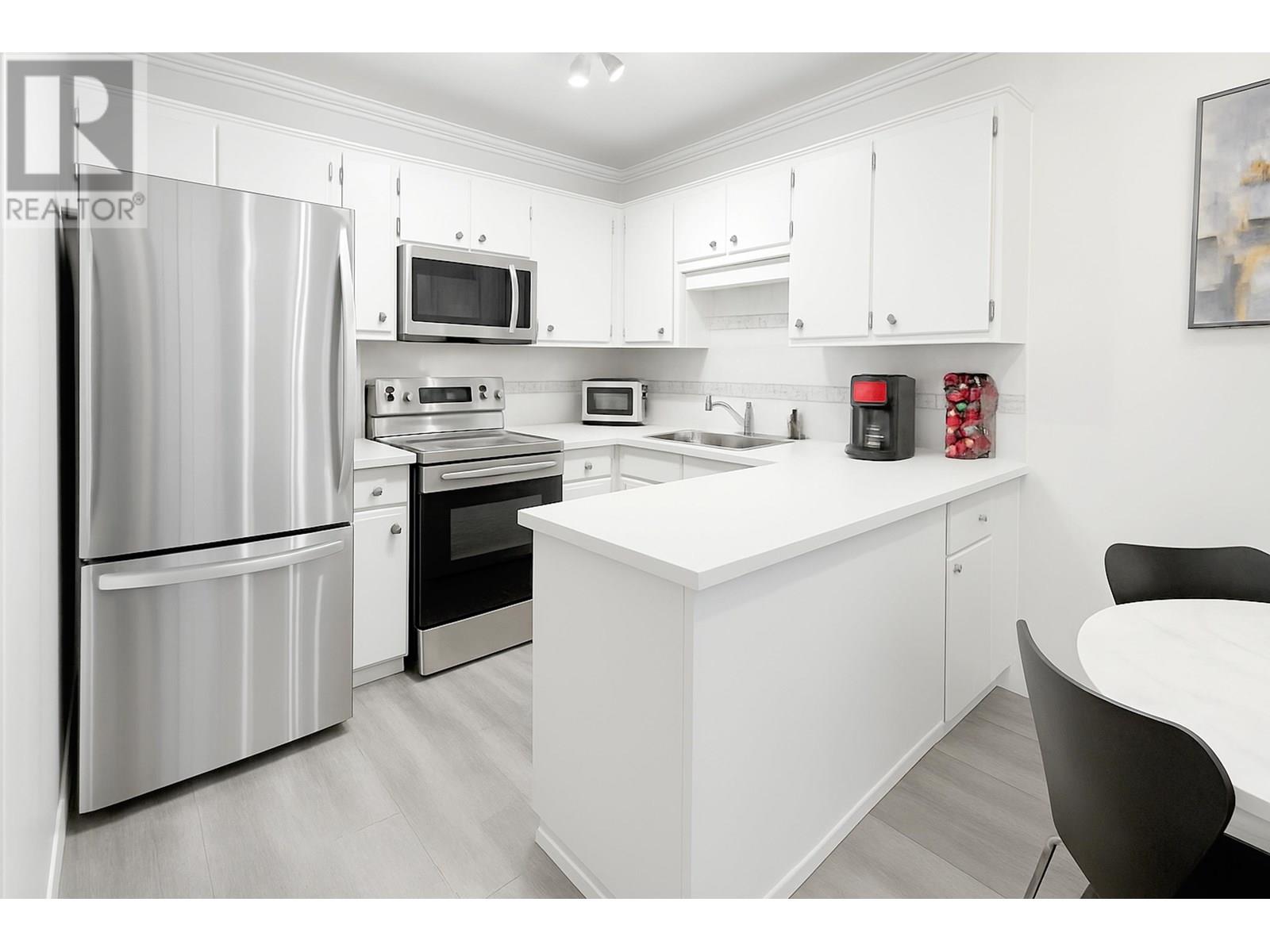 Property at 314 450 BROMLEY STREET image 5