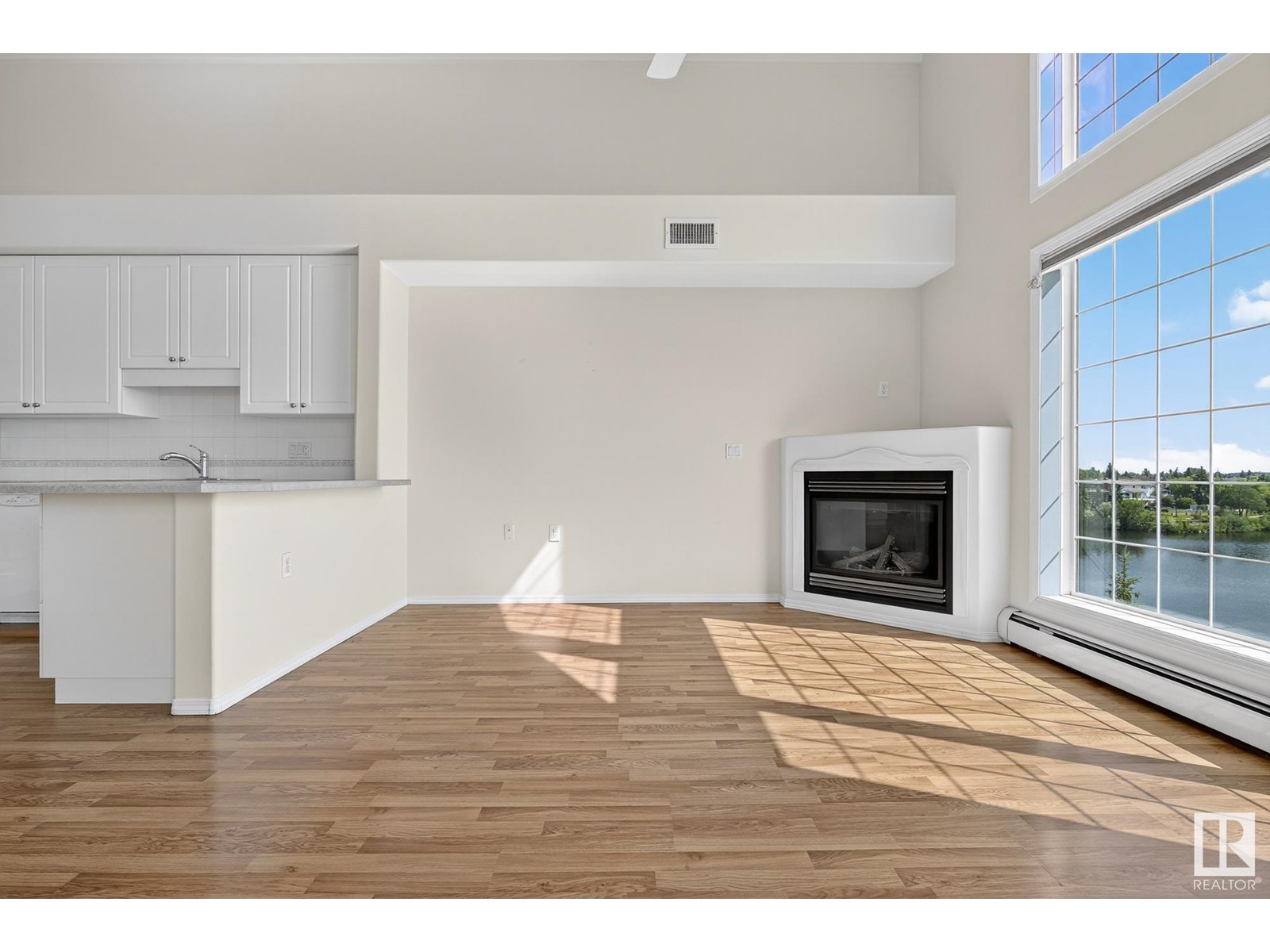 Property at #416 11260 153 AV NW image 5