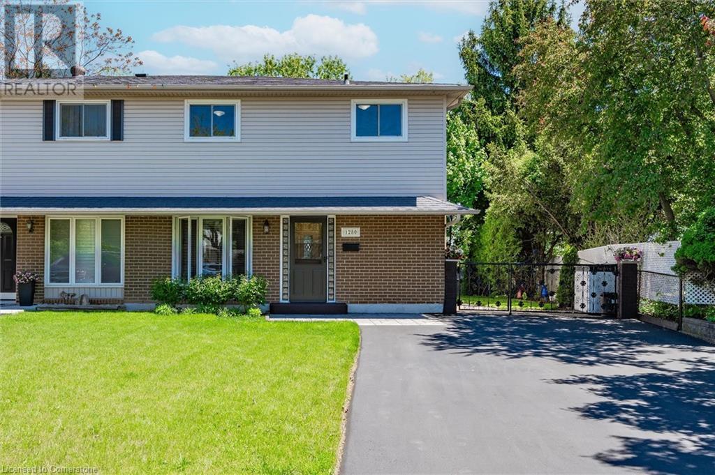 Property at 1280 CONSORT Crescent image 1