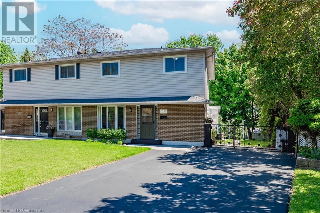 Property at 1280 CONSORT Crescent image 2