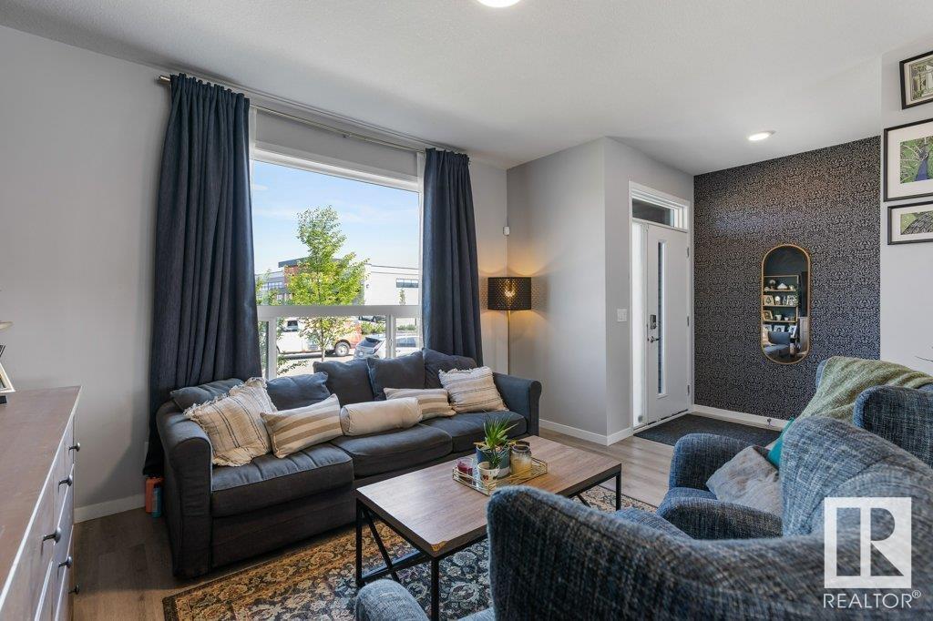 Property at 213 RANKIN DR image 3
