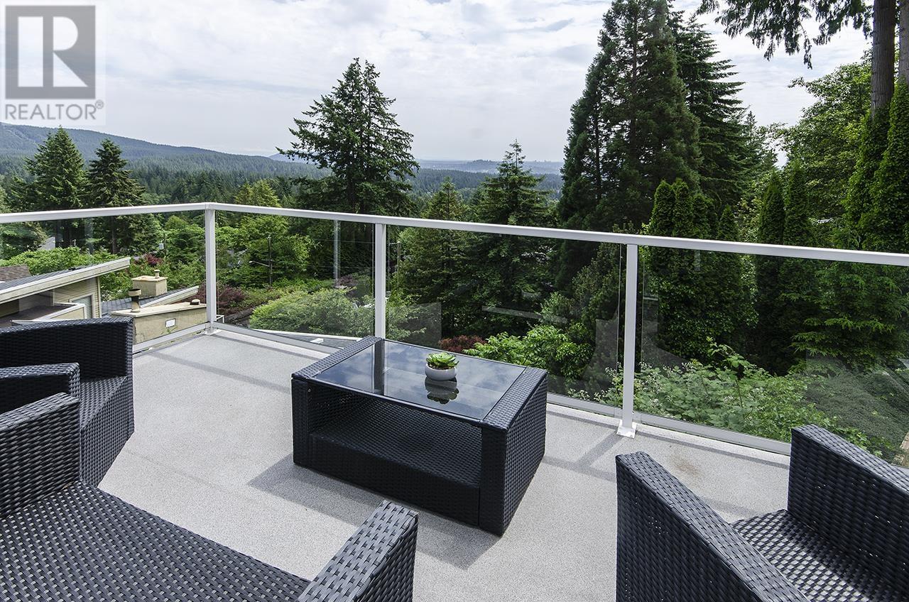 1241 Coleman Street, North Vancouver, British Columbia  V7K 3C2 - Photo 11 - R3017481