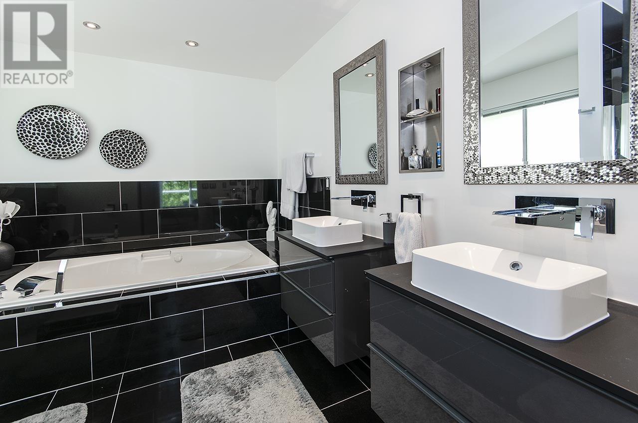 1241 Coleman Street, North Vancouver, British Columbia  V7K 3C2 - Photo 27 - R3017481