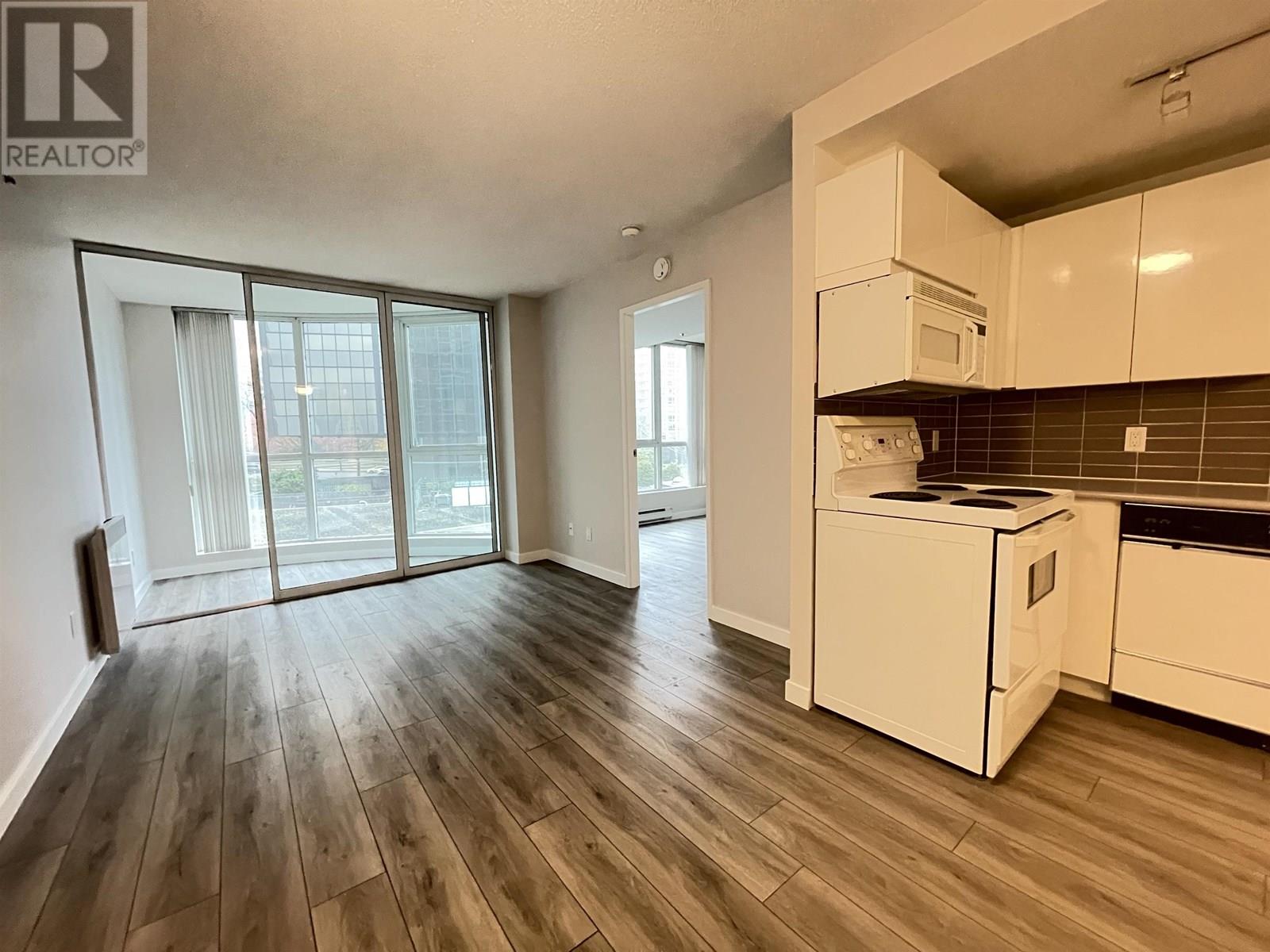 607 588 BROUGHTON STREET, vancouver, British Columbia V6G3E3