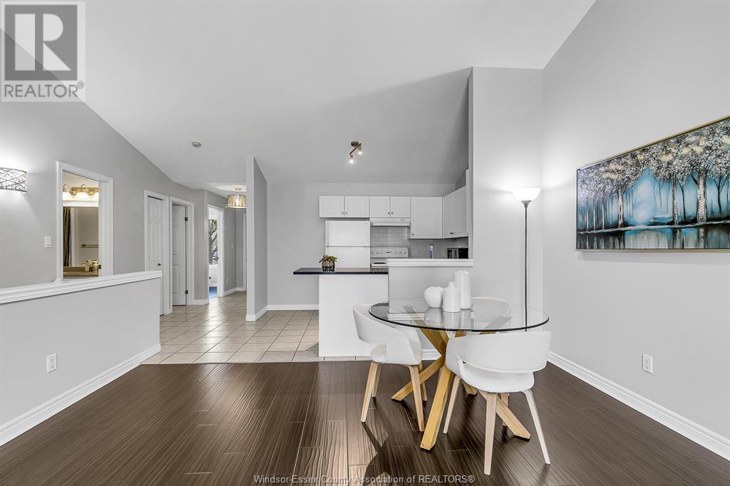 1899 Castleton Avenue, Windsor, Ontario  N8P 1P6 - Photo 8 - 25015473