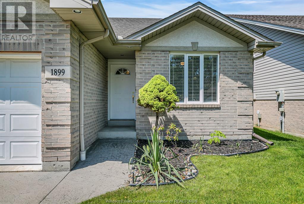 1899 Castleton Avenue, Windsor, Ontario  N8P 1P6 - Photo 3 - 25015473