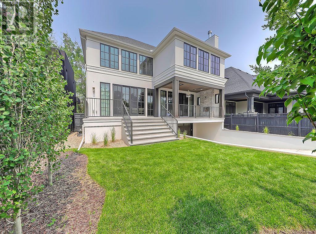 Property at 109 Roxboro Road SW image 3
