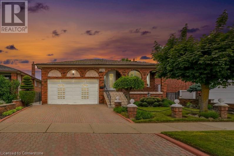 Property at 112 LINKDALE Road image 2