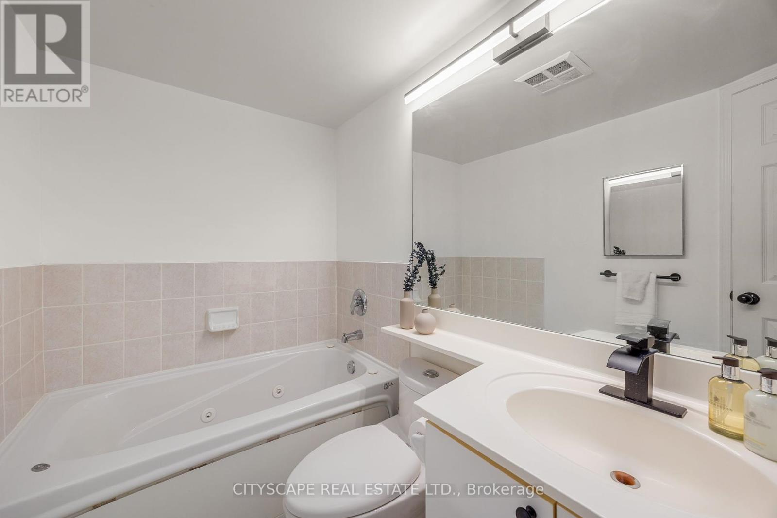 503 - 5 Emerald Lane, Vaughan, Ontario L4J 8P7 - Photo 17 - N12230916