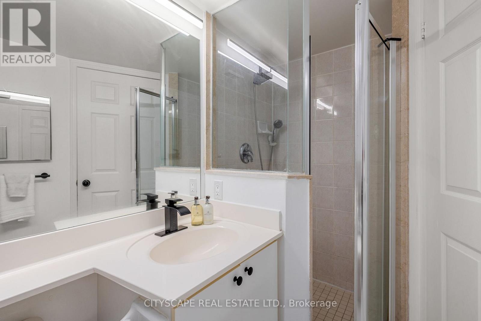 503 - 5 Emerald Lane, Vaughan, Ontario L4J 8P7 - Photo 18 - N12230916