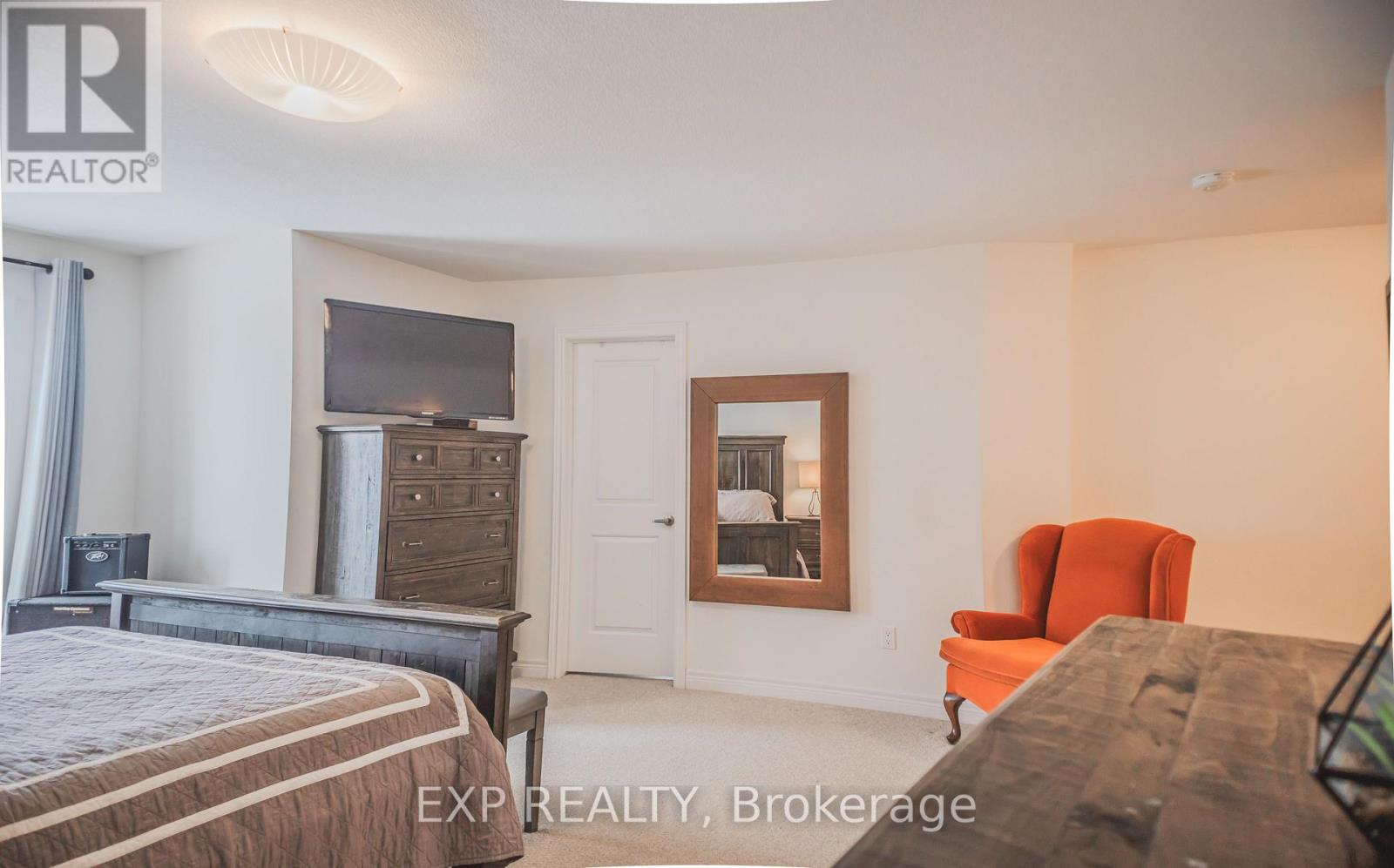 67 - 77 Diana Ave Avenue, Brantford, Ontario  N3T 0R6 - Photo 28 - X12230896