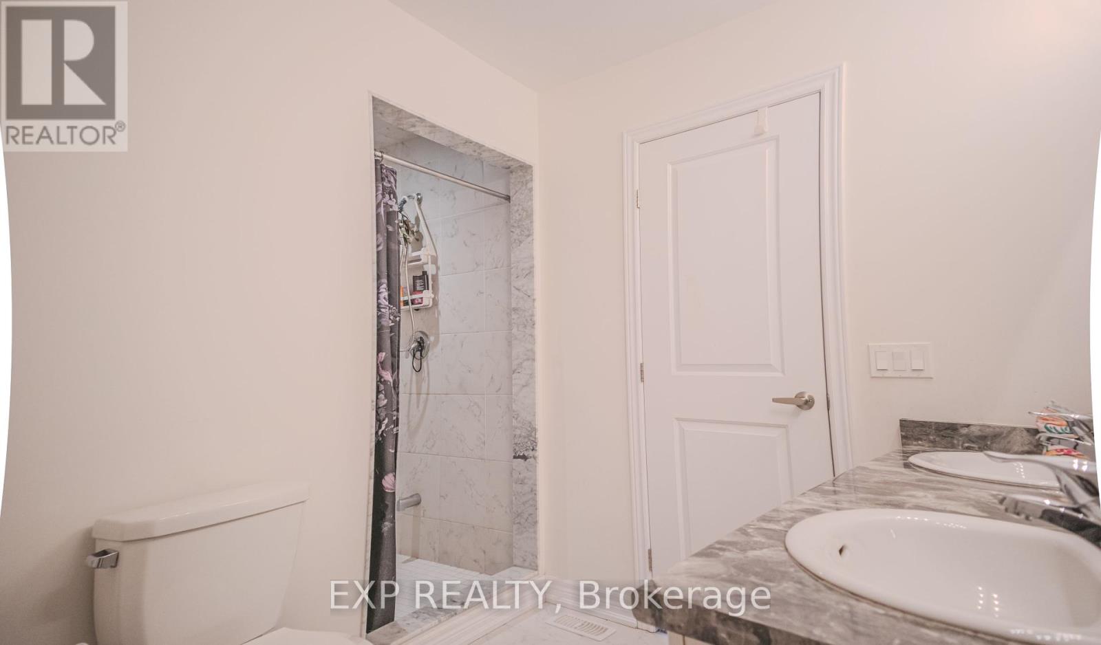 67 - 77 Diana Ave Avenue, Brantford, Ontario  N3T 0R6 - Photo 34 - X12230896