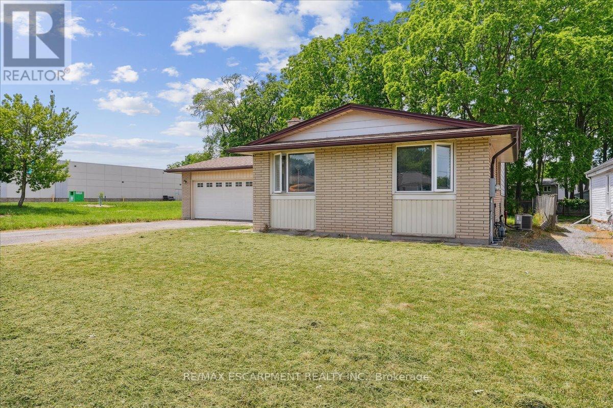 Property at 4498 ONTARIO STREET image 4