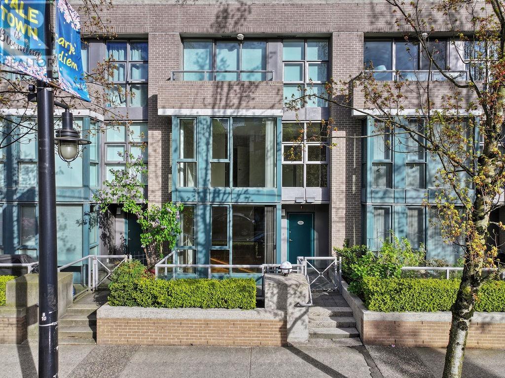 1068 CAMBIE STREET, vancouver, British Columbia V6B6J5