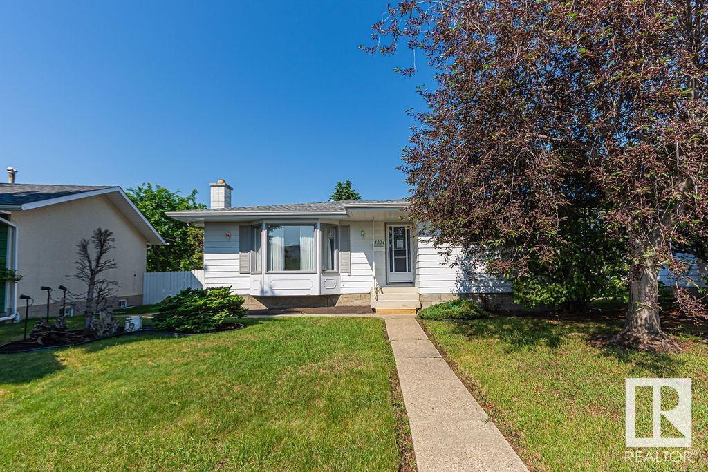 Property at 14224 78 ST NW image 1