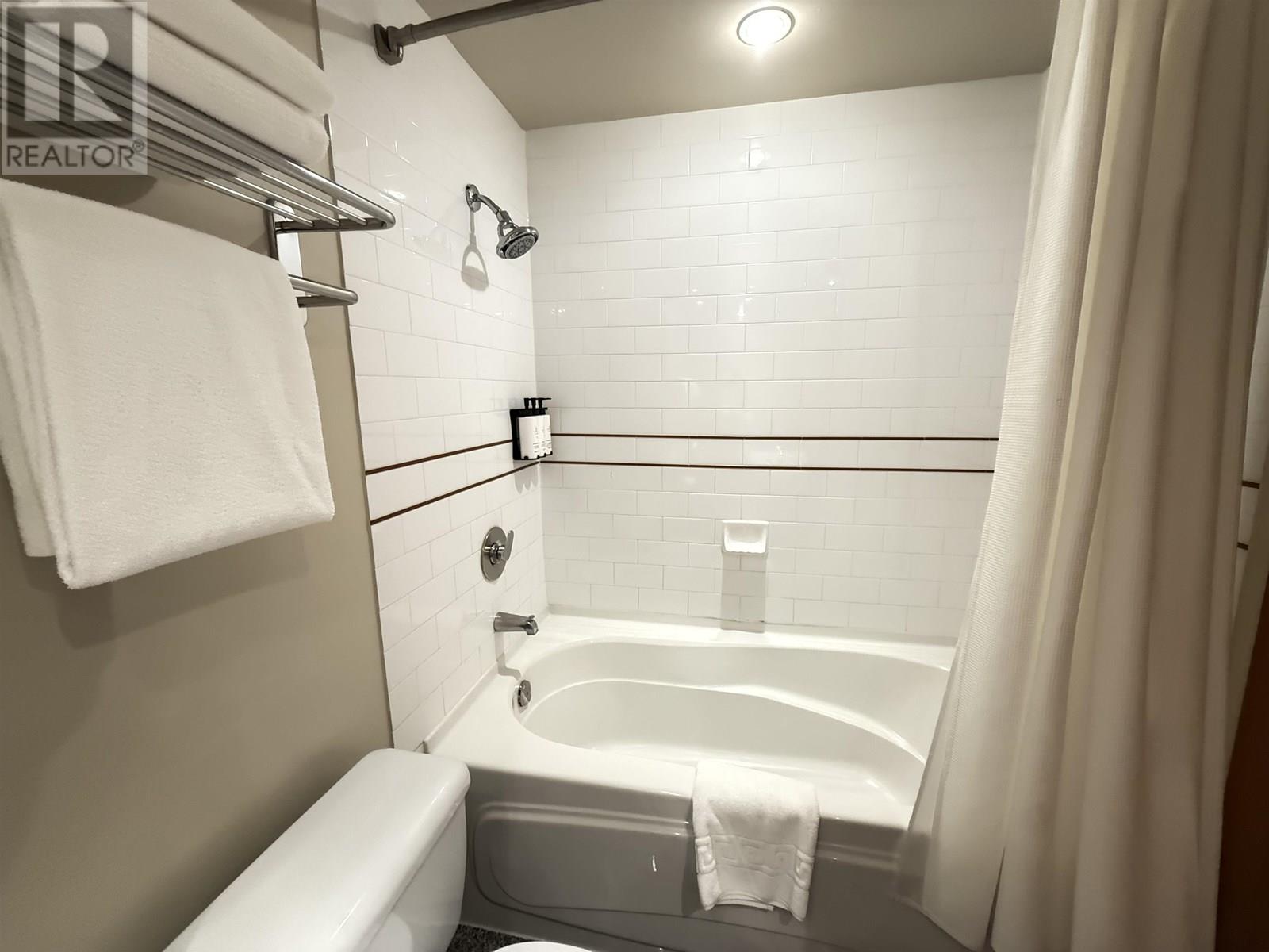 620 4320 Sundial Crescent, Whistler, British Columbia  V8E 1G6 - Photo 8 - R3017115