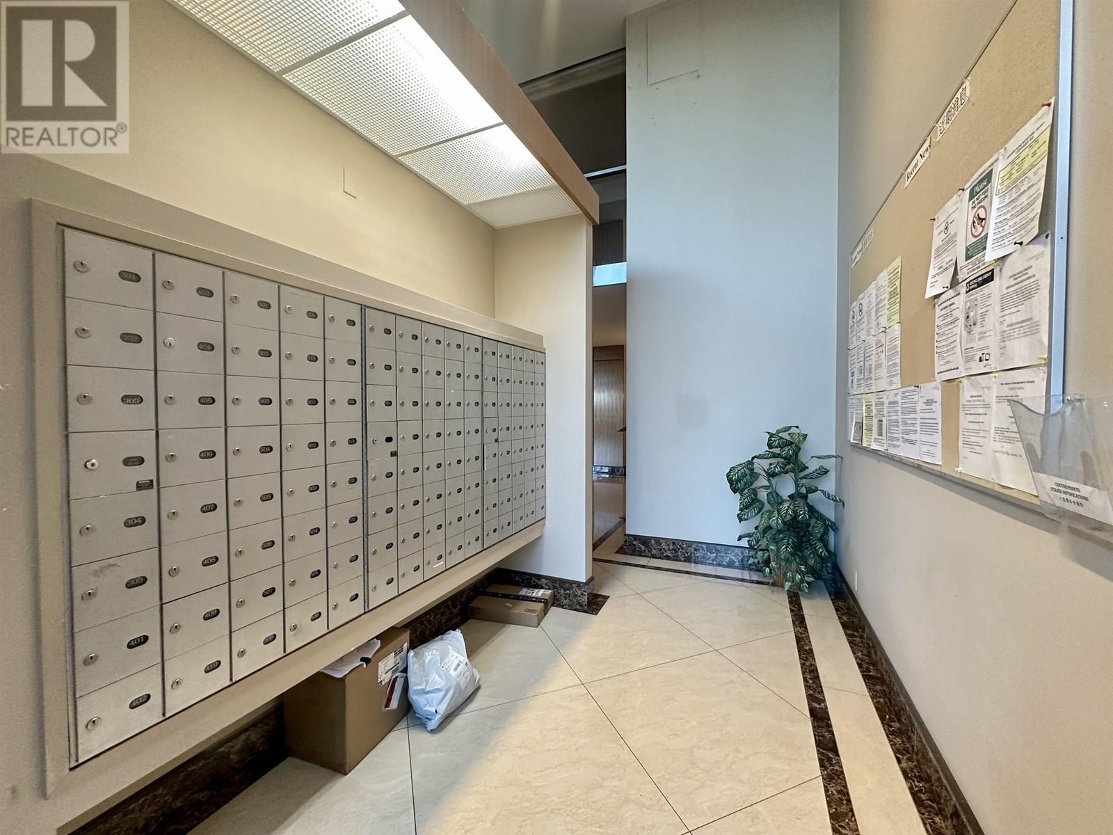 Listing Picture 15 of 19 : 605 8871 LANSDOWNE ROAD, Richmond / 烈治文 - 魯藝地產 Yvonne Lu Group - MLS Medallion Club Member