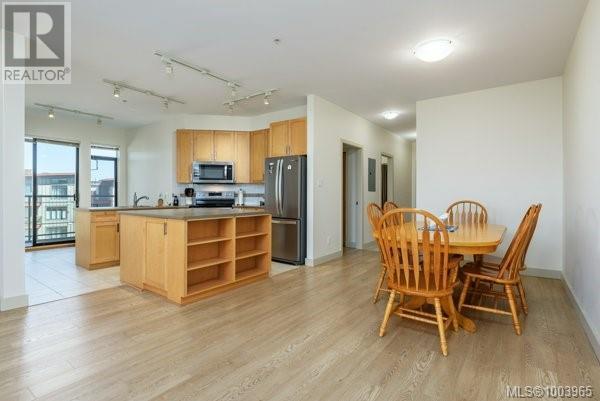 Property at 145 2300 Mansfield Dr image 3