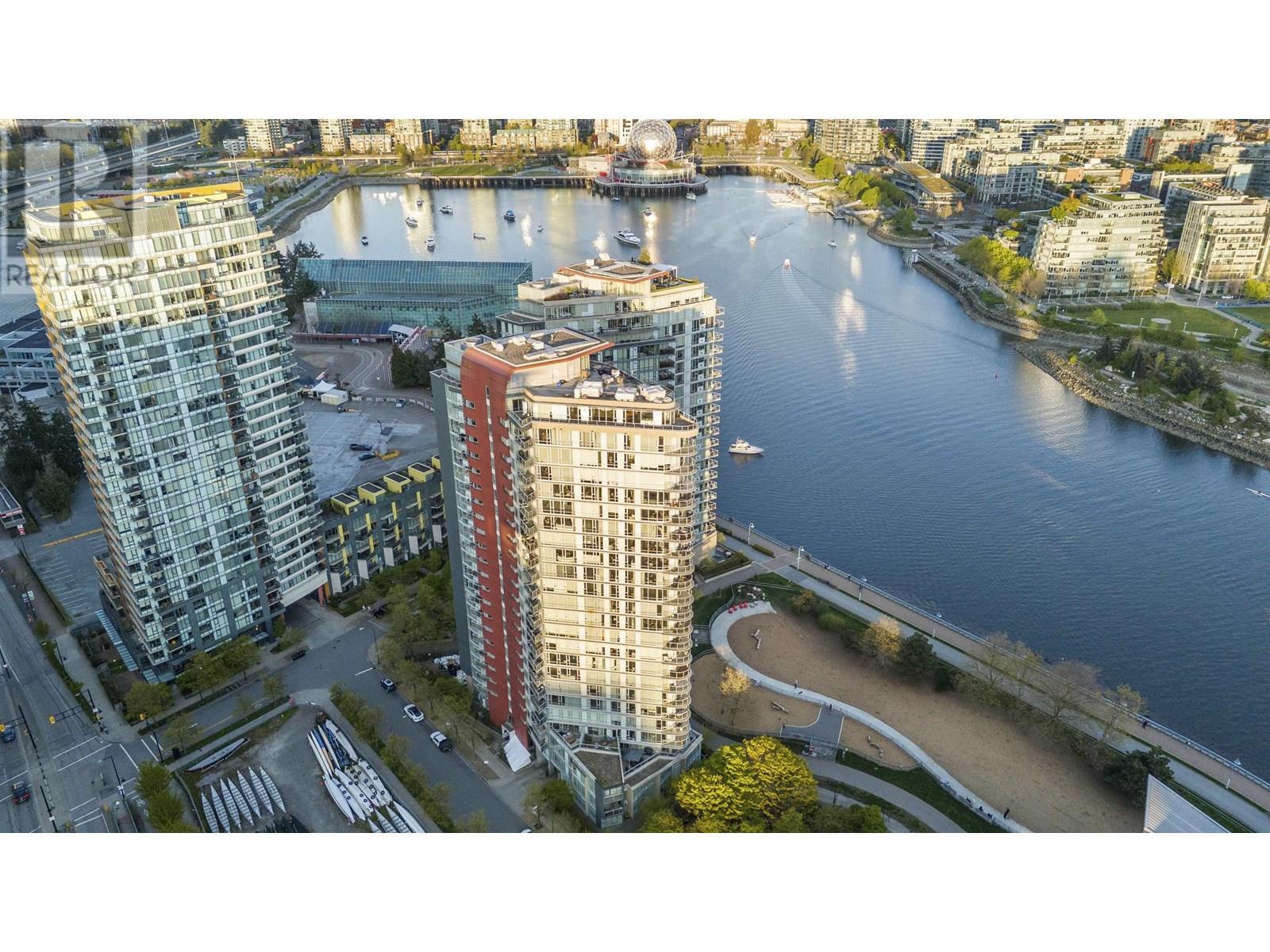 2207 918 Cooperage Way, Vancouver, British Columbia V6B 0A7 - Photo 1 - R3017591