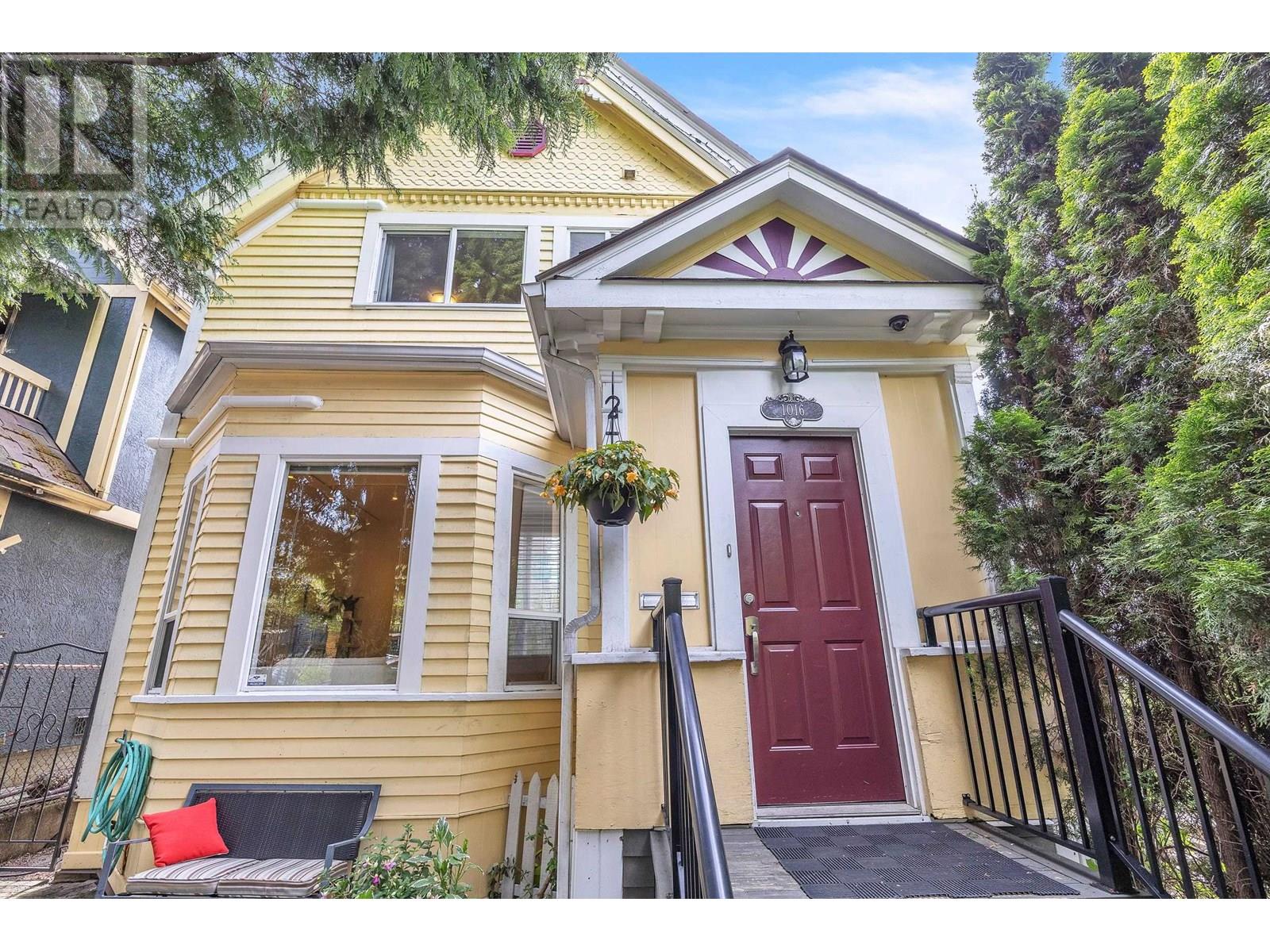 Property at 1016 E PENDER STREET image 1