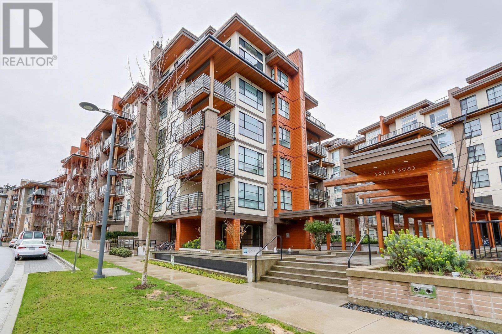 301 5981 GRAY AVENUE, vancouver, British Columbia V6S0G1