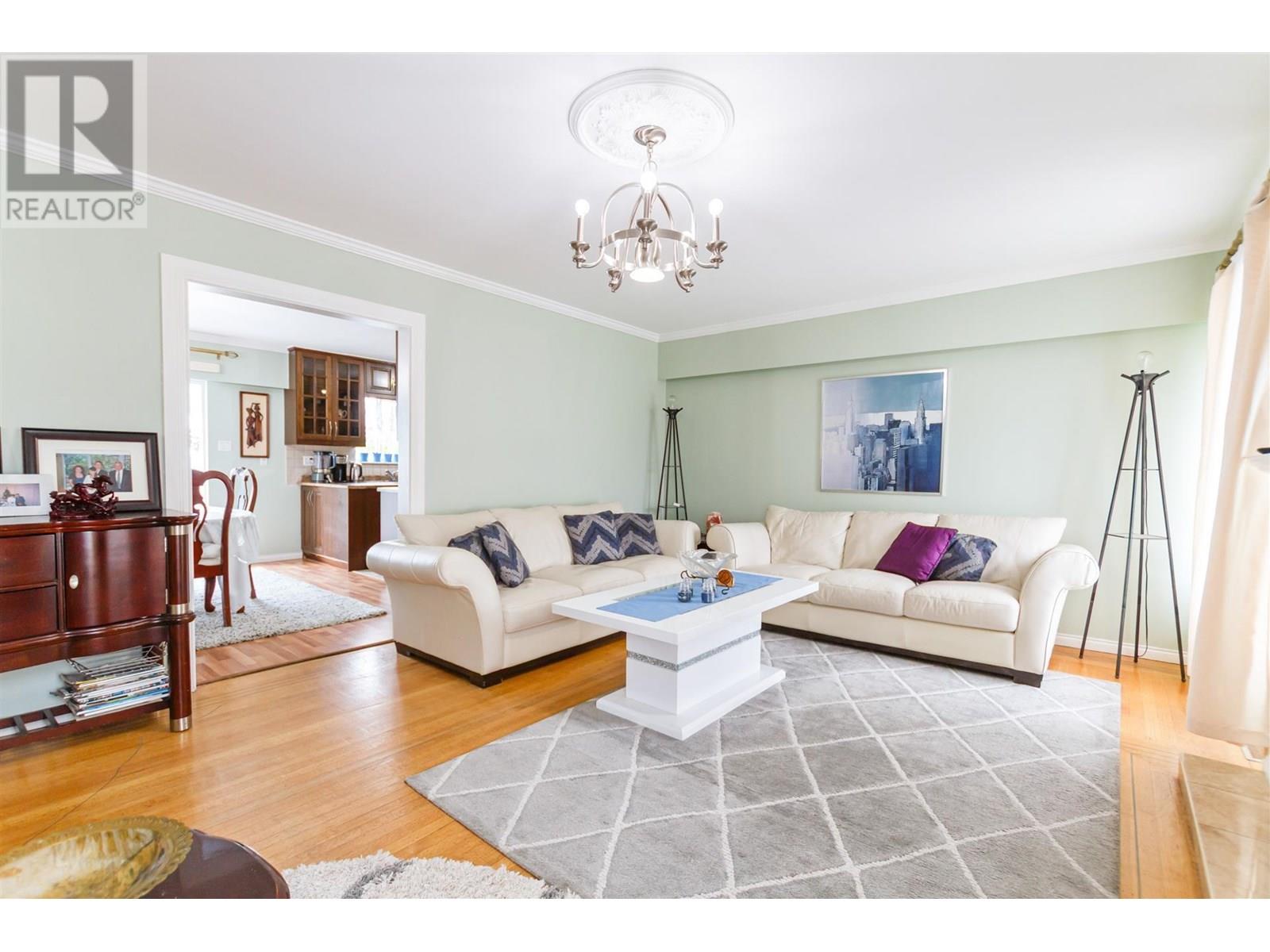 Property at 1060 ROCHESTER AVENUE image 5