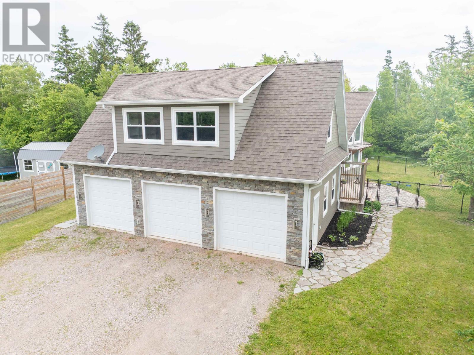 Property at 401 Donaldston Road image 4