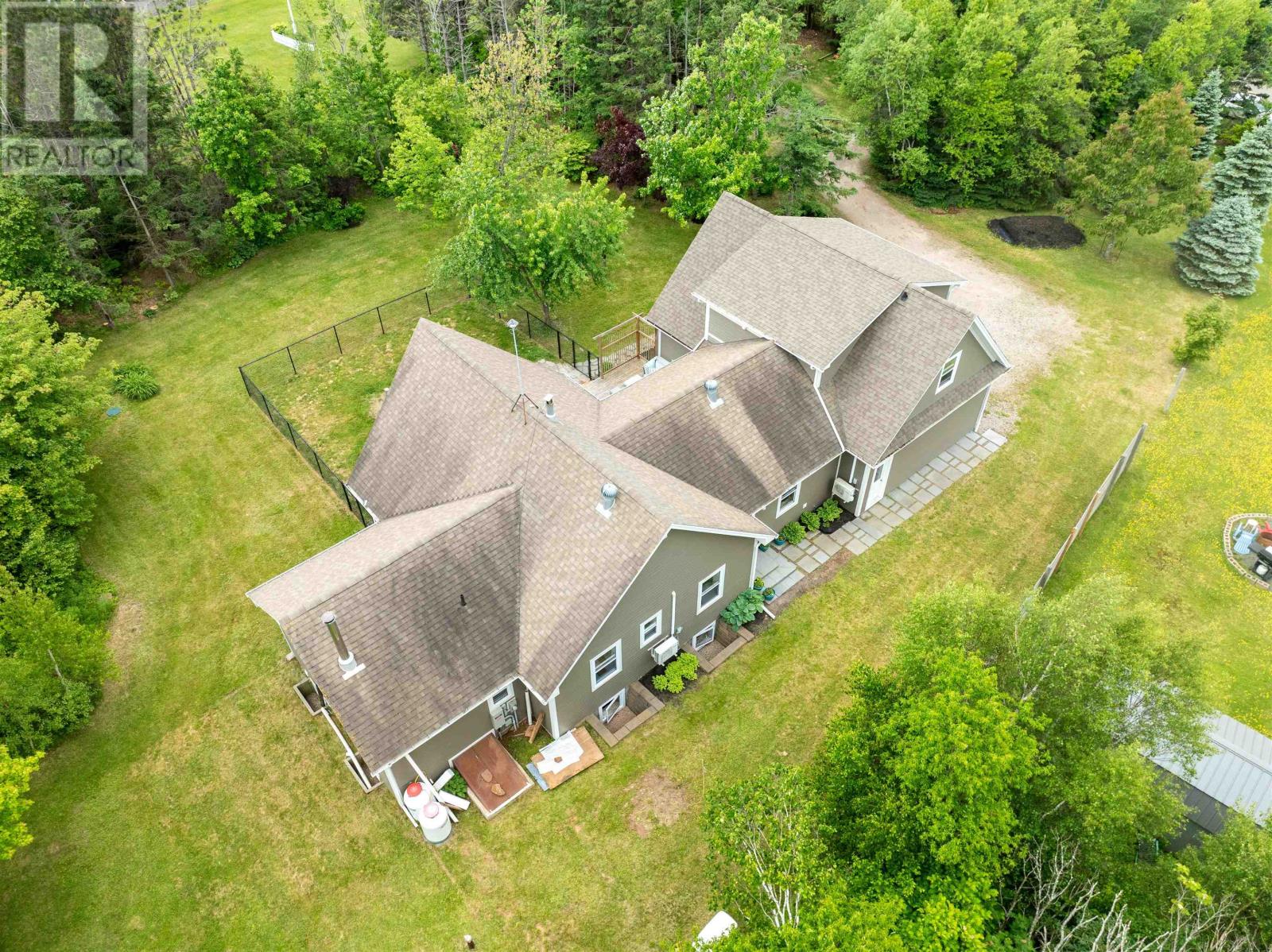 Property at 401 Donaldston Road image 5