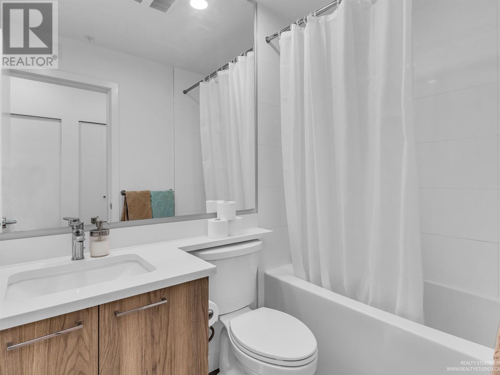 307 7599 15 Street, Burnaby, British Columbia  V3N 0H9 - Photo 6 - R3016426