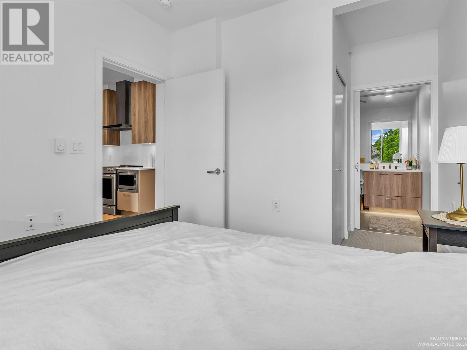 307 7599 15 Street, Burnaby, British Columbia  V3N 0H9 - Photo 15 - R3016426